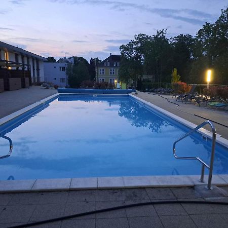 Levander Apartman Balatonfoldvar Exterior photo
